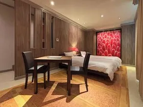 HOTEL PALMS - Image 5