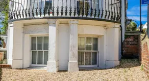 Clifton Lodge - Image 4