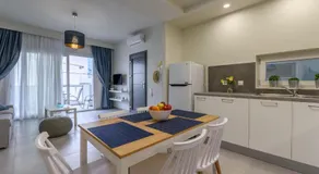 Seashell Apt 2 - Image 2