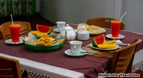 Globetrotter Tourist Inn - Image 4