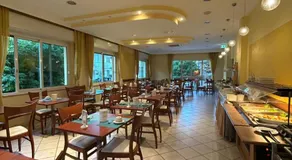 Hotel De La Ville - Image 3