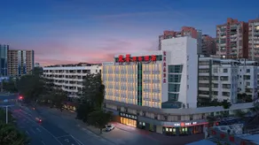 Dongsheng Shangpin Hotel (Xinhui Branch) - Image 3