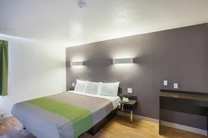 Studio 6 Buttonwillow, CA - Image 2