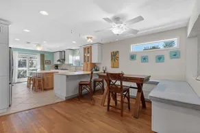 Oceanfront Home - Lieu de vacances idéal pour les familles nombreuses avec passerelle privée à la plage - Image 4