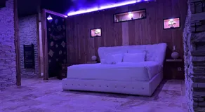 Le Lodge des Charmes 5 étoiles - Image 2