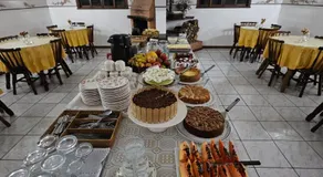 HOTEL CAMPO ALEGRE - Image 2