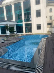 Army Hotel - Image 3