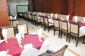 Hotel Sarovar - Image 2
