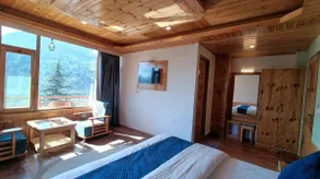 Deluxe Rooms Nayra Hotel Manali - Image 2