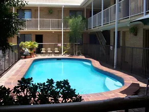 Chermside Motor Inn - Image 2