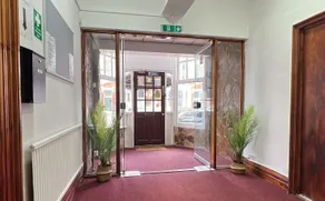 Campbells Guest House - Image 3