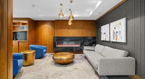 Luxury Waterfront Suite with City Views and AC - Image 4