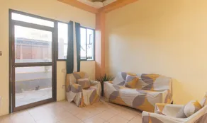 RedDoorz at Amora Villa Apartelle - Image 2