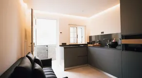 Petit Suite - Image 4