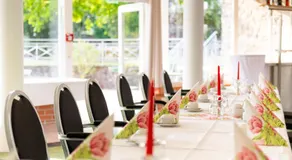 Hotel Bördehof, direkt an der A2 & A14, mit Restaurant - Image 4