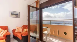 Alexander Beach Hotel - Image 4