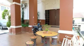 Hotel De'light Villa - Image 3