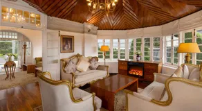 The Clovelly Bungalow - Image 3
