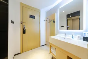 City Comfort Inn Wuhan Badajia Heping Park Metro Station - Image 4