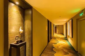 Seven Leaf Boutique Hotel - Image 3