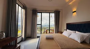 Climax View Point Inn - Image 2