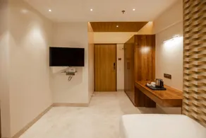 THE MAJESTIC BOUTIQUE HOTEL - Image 5