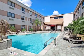 Red Lion Inn & Suites Houston IAH Airport - Image 3