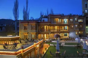Hotel Spic N Span - Image 4