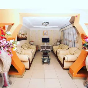 Golden Palace Hotel - Image 2