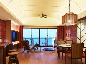 Sheraton Okinawa Sunmarina Resort - Image 2