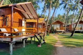 Beachfront Bliss - Image 4