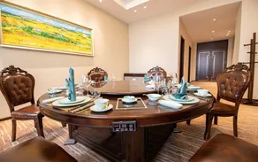 Bairun Oriental Hotel - Image 2