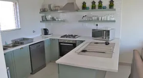 Hermanus Beach Club - Le Maree House 18 - Image 4