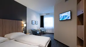 Egon Hotel Hamburg City - Image 2