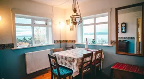 Bessastaðir Guesthouse - Image 2
