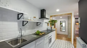 Sereno refugio en barrio residencial - Image 3