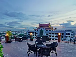Shwe Ingyinn Hotel Mandalay - Image 3