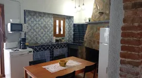 Alojamiento Familiar con Chimenea - Alt Empordà - Image 2
