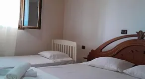Sara & Mateo Guesthouse - Image 2