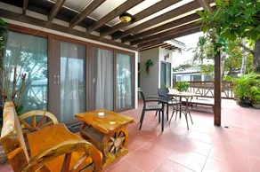 Red Coconut Beach Hotel Boracay - Image 5