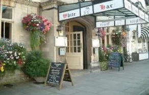 White Hart Hotel - Image 2