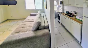 Apto em Zona Nobre à Beira-mar com Piscina, Ar Condicionado, Garagem GRÁTIS - Image 5