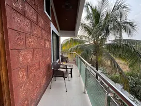 COASTAL BREEZE RESORT - Image 3