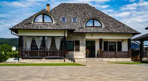 Casa Românească - Image 2