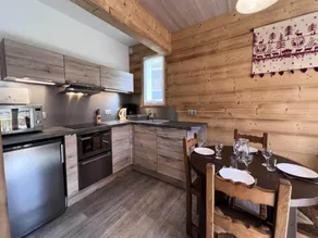 Apartment in Vars Near Ski Slopes - Image 3