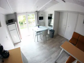 VakantieNoord, chalet 6p with veranda, located in Friesland, 5 stars camping on the lake - Image 3