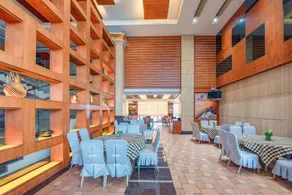 Kinglong Hotel - Image 4