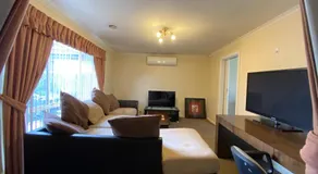 4 Beds-Whole House-U2-9 Dennis Street-Reservoir - Image 2