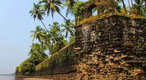 Parvati Niwas Homestay -5 Mins walking frm Revdanda Beach & Fort -Free Wifi & Coolers - Image 3