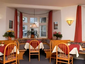Hotel Goldene Krone Innsbruck - Image 3